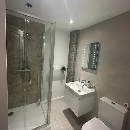 Luxury Apartment Belfast City Centre Overlooking Custom House Sqaure Exterior photo
