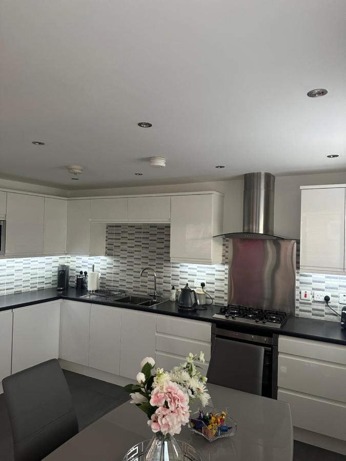 Apartment Luxury Centre Overlooking Custom House Sqaure *